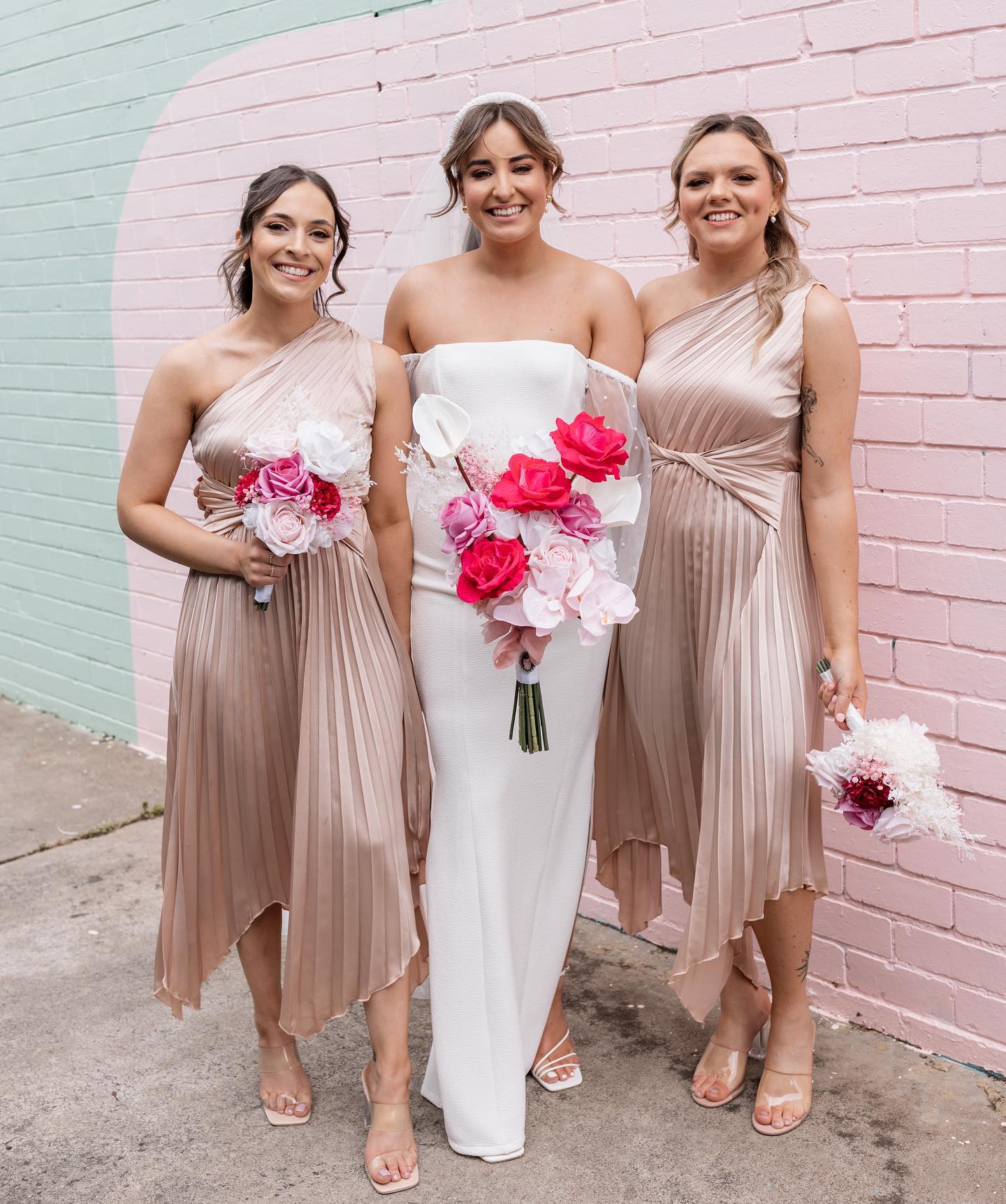 Click to view full screen Toperth One-Shoulder Pleated Midi Dress photo review